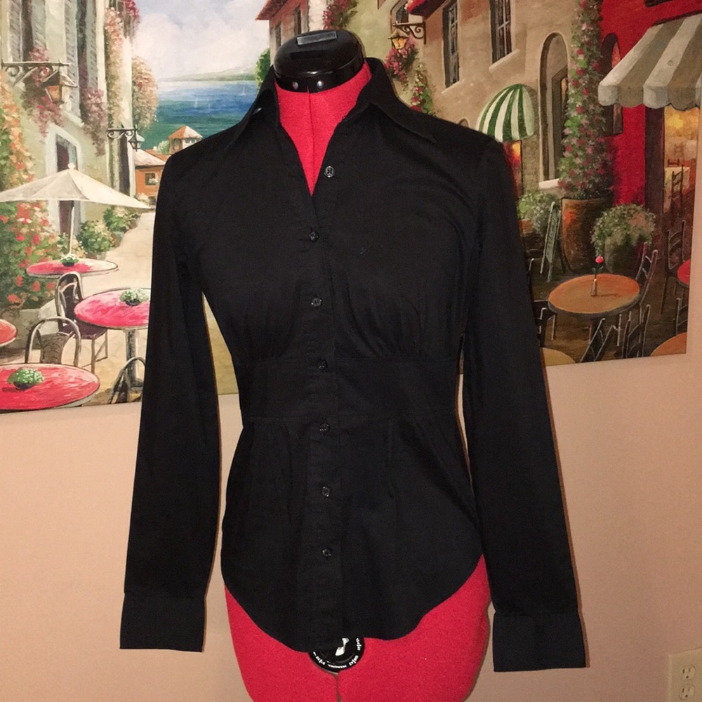 New York and Company black shirt